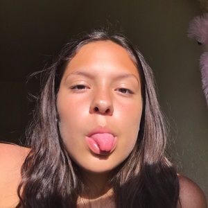 Meet your Posher, Ximena